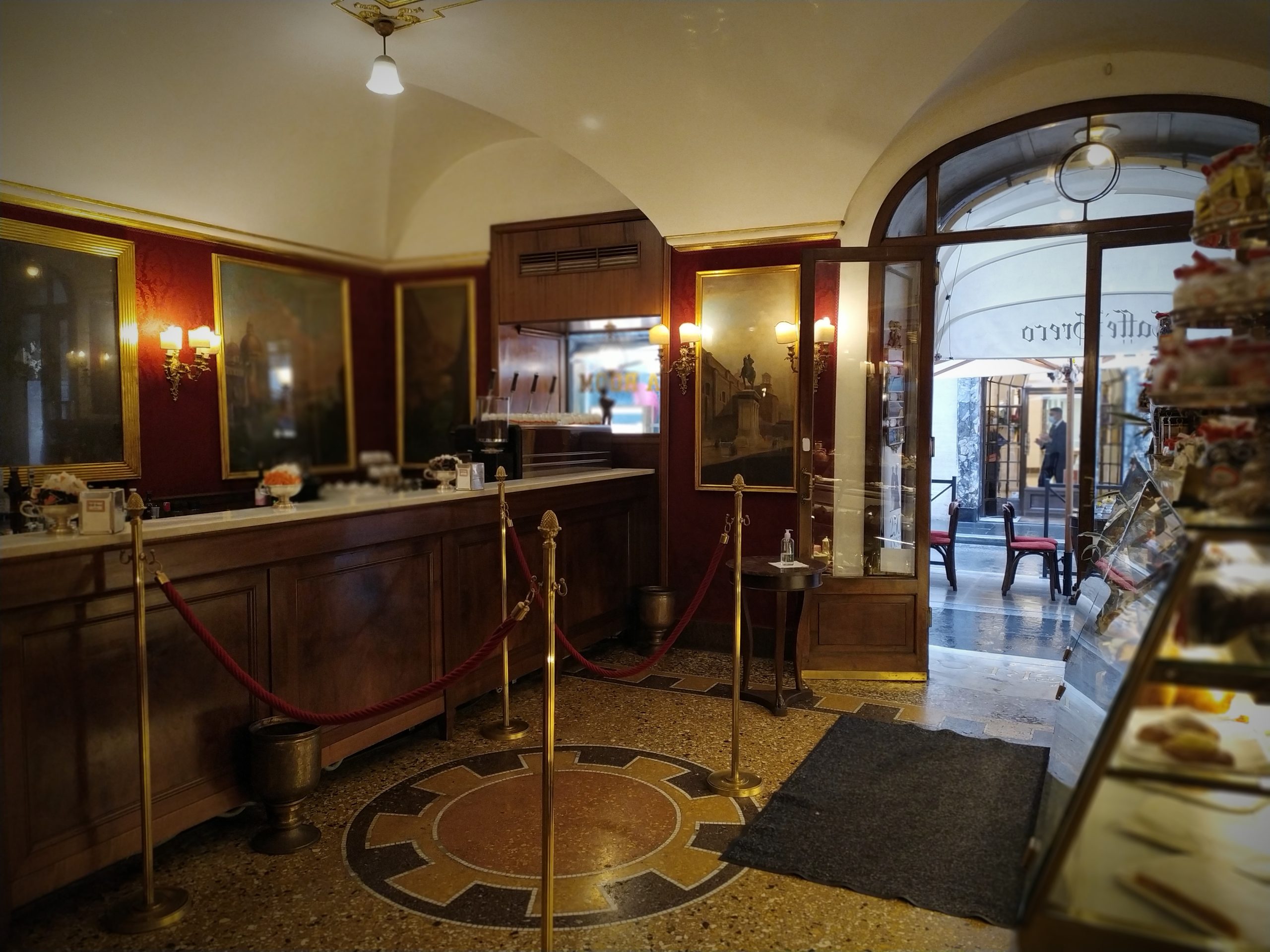 La Sala Venezia del Caffè Greco